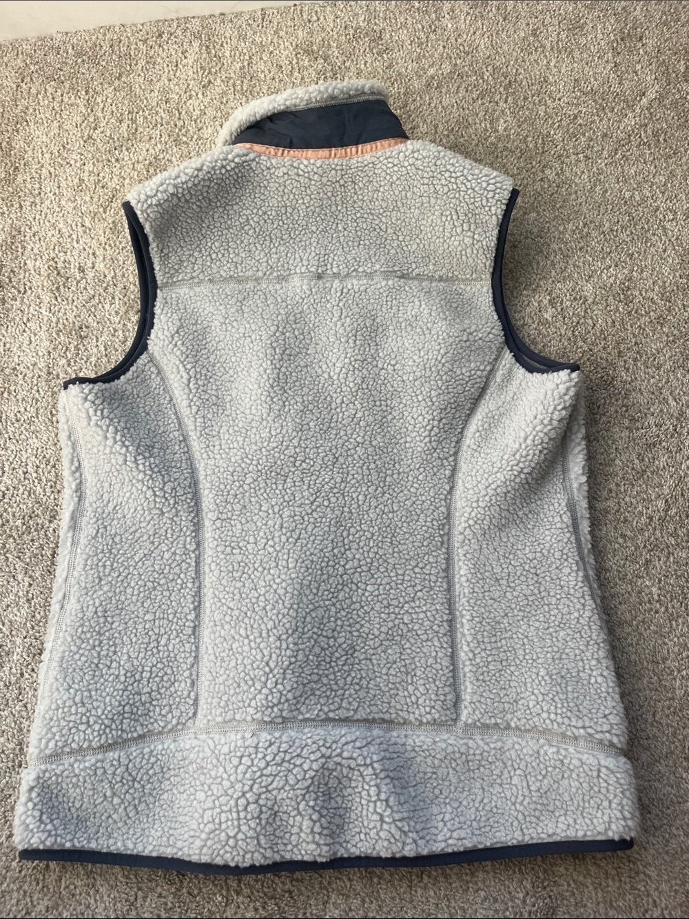 Patagonia Retro-X Fleece Vest in Grey Size M - Picture 3 of 3